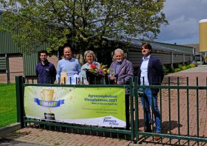 Familie Hendriks wint Agroscoopbokaal 2021 vleespluimvee