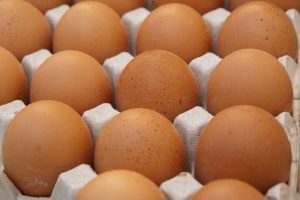 Eierprijs 80 procent hoger dan vorig jaar, maar is het genoeg?