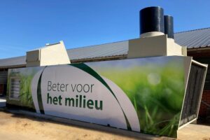 Onomstotelijke vaststelling van de werkelijke ammoniak emissie uit stallen met het ECO Air Care systeem