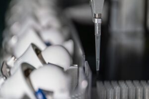 Respeggt wordt SELEGGT: focus op technologische innovatie in in-ovo geslachtsbepaling
